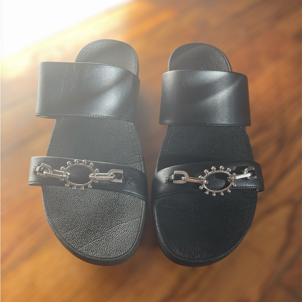 fitflop microwobbleboard shoes